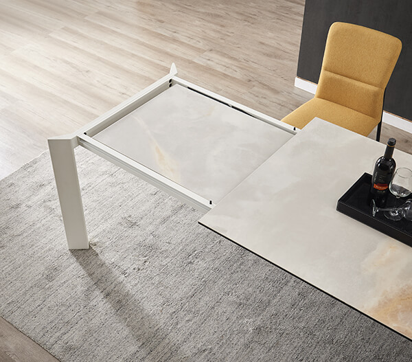 DT8877 table with removable extending panels