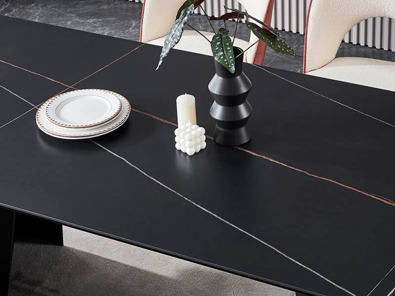 DT8975 Table de salle à manger à rallonge avec plateau en porcelaine noire Laurent Gold